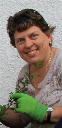 JUSTINE DIXON